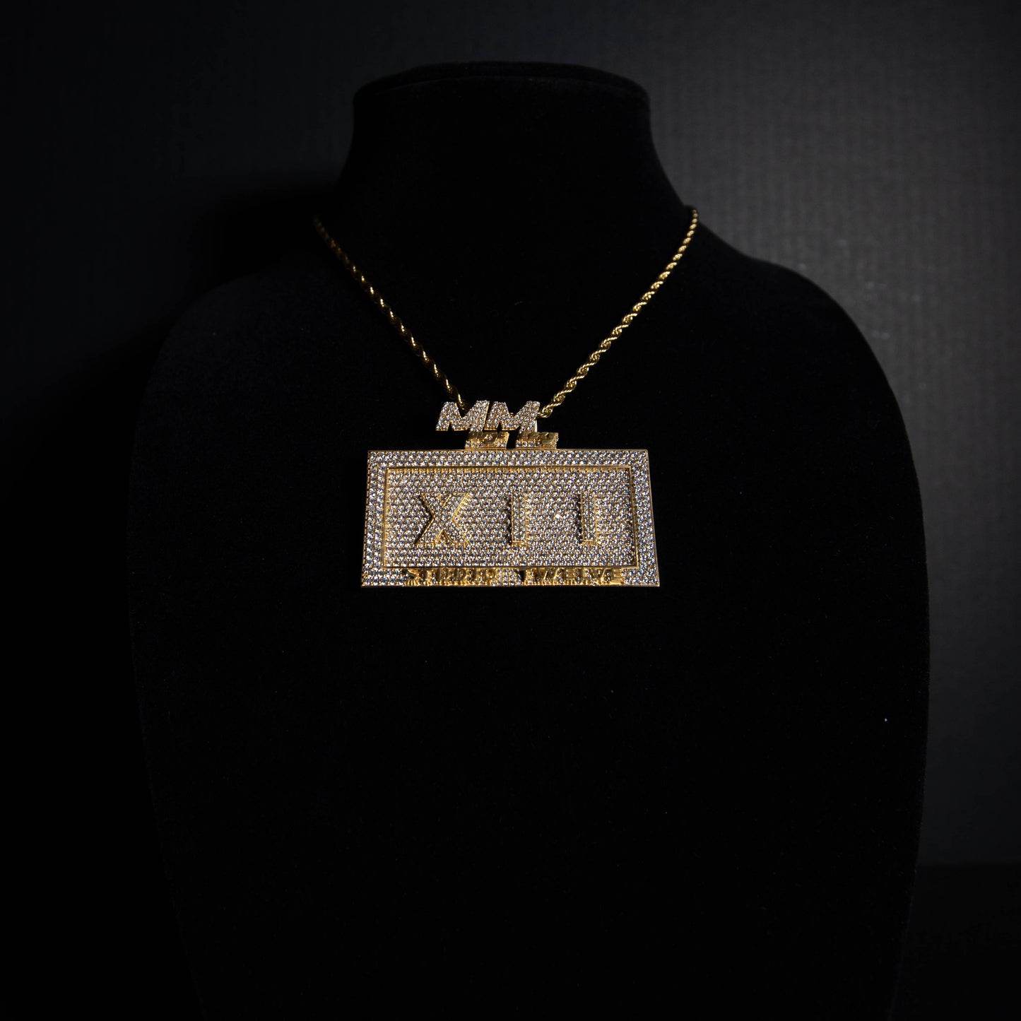 1 OF 1 CUSTOM PENDANT