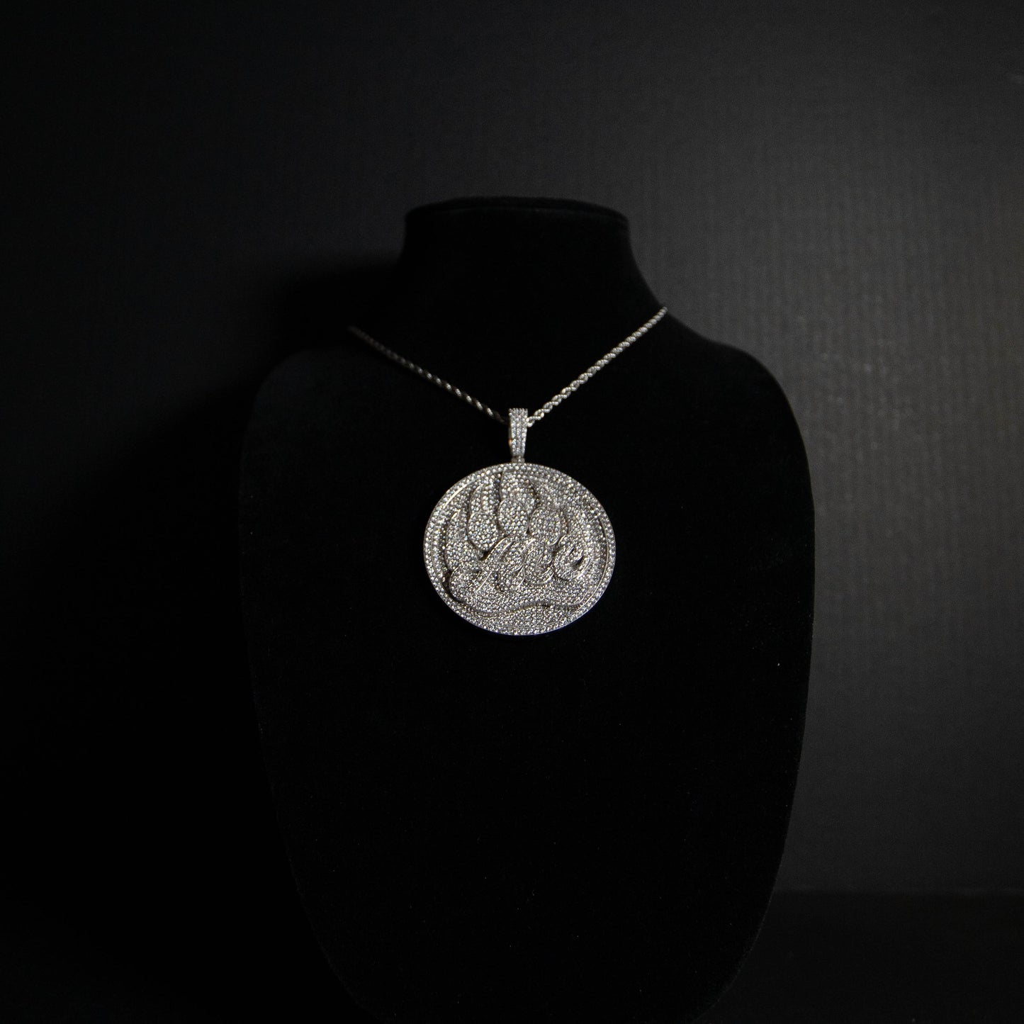 1 OF 1 CUSTOM PENDANT